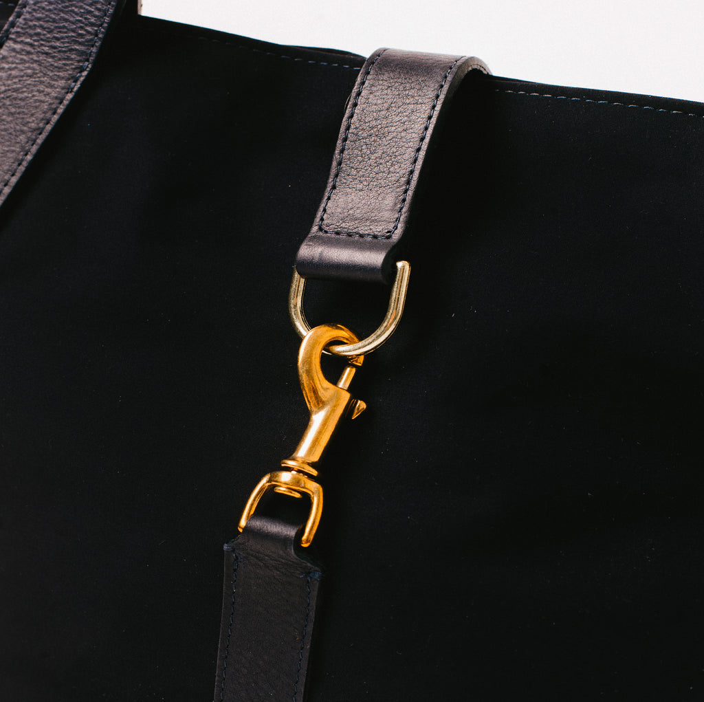 Griffith Park Gym Tote in Midnight Blue